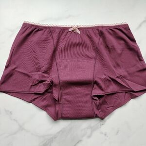 NWT VICTORIA'S SECRET BODY BY VICTORIA SMOOTH PERIOD BOYSHORT PANTY IN KIR SMALL